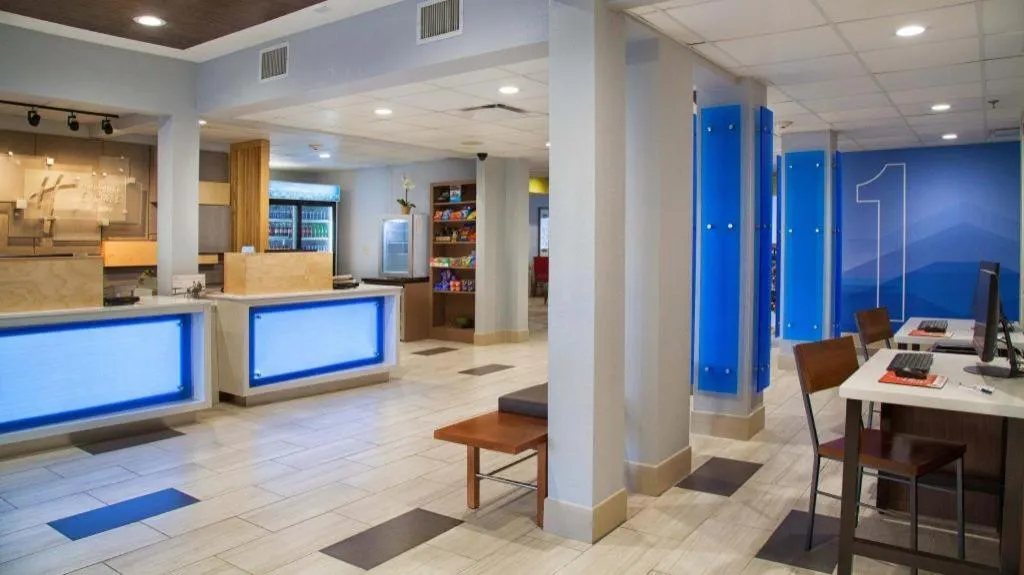 Holiday Inn Express Hotel & Suites Port Charlotte