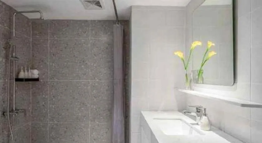 Lenid De Ho Guom Hotel