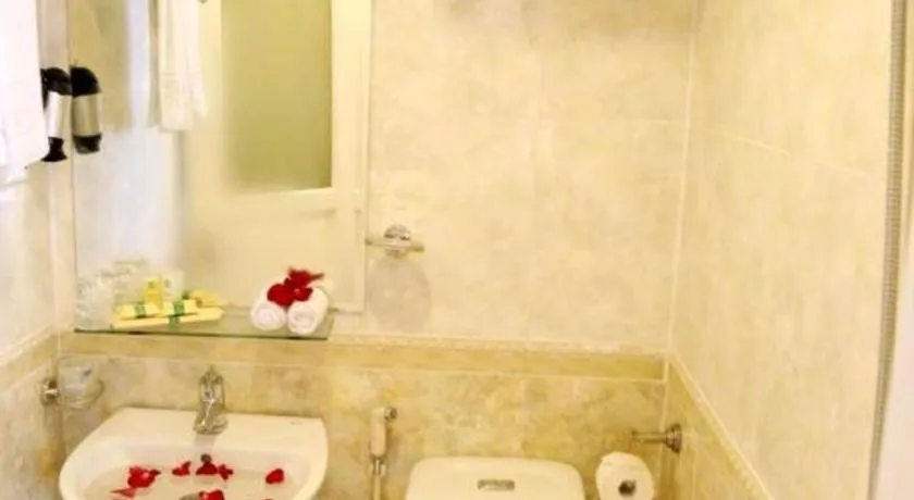 Lenid De Ho Guom Hotel