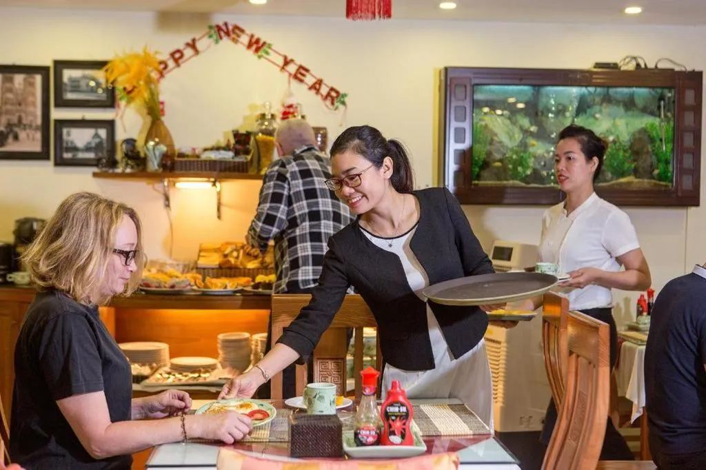 Hanoi Impressive Hotel