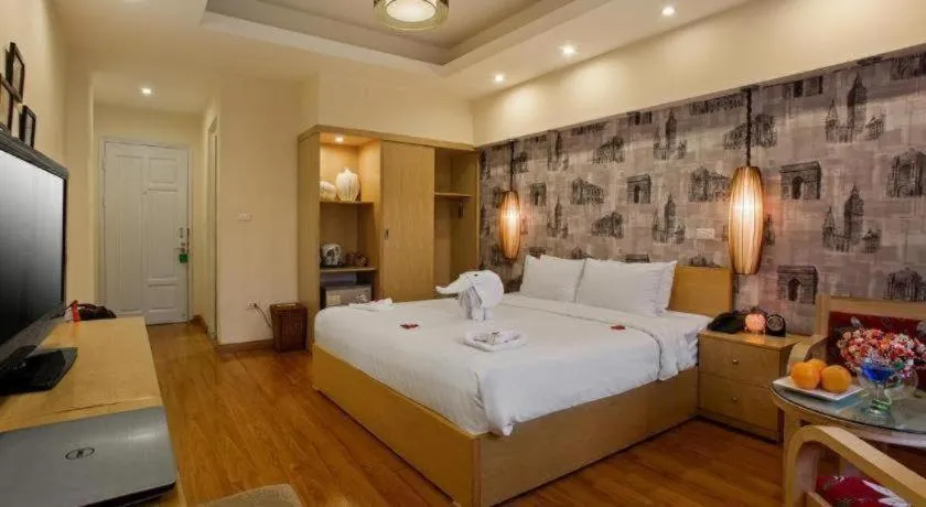 Bed in Hanoi Impressive Hotel