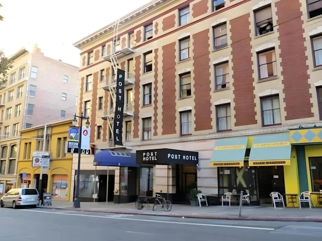 Post Hotel