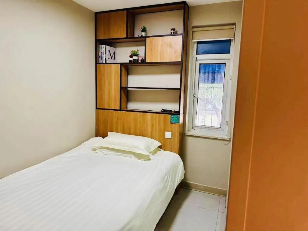 Bed in Jinjiang Inn Style Ningbo Railway Station