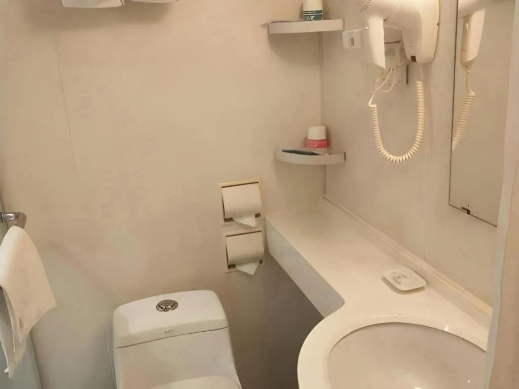 Jinjiang Inn Style Ningbo Railway Station