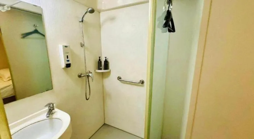 Jinjiang Inn Style Ningbo Railway Station