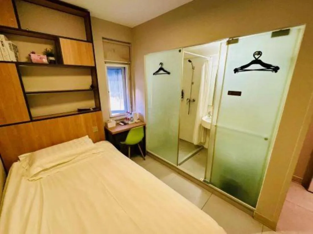 Bed in Jinjiang Inn Style Ningbo Railway Station