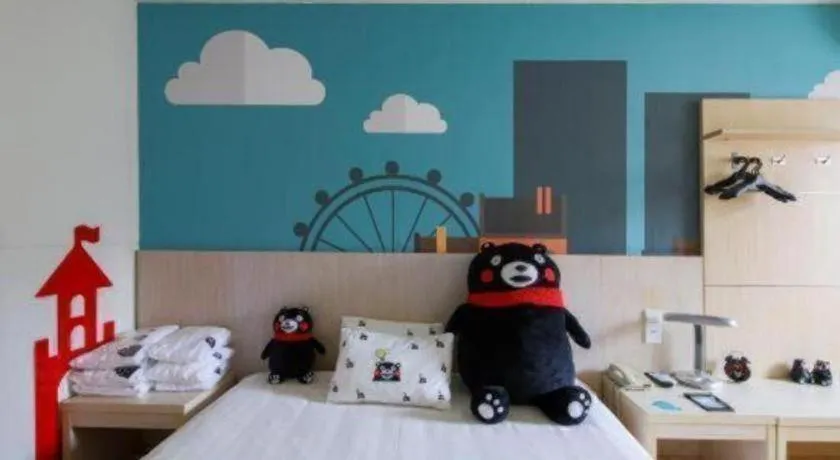 Bed in Jinjiang Inn Qingdao Hangzhou Rd.