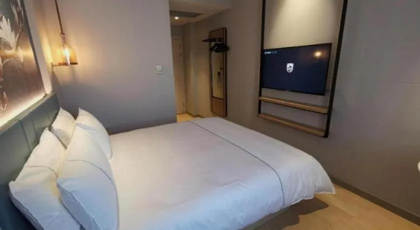 Bed in Jinjiang Inn Tianjin Station Jinwan Square