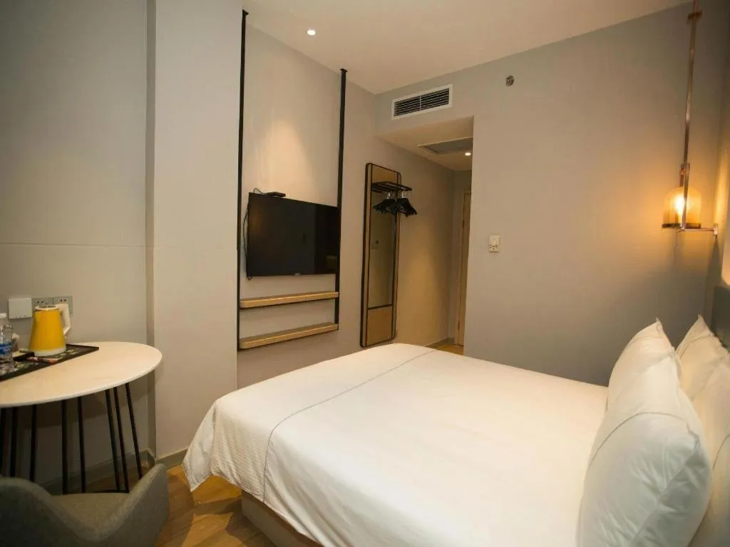 Bed in Jinjiang Inn Tianjin Station Jinwan Square