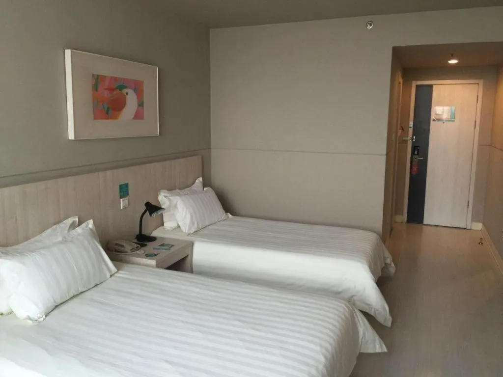 Bed in Jinjiang Inn Shanghai Songjiang University Town