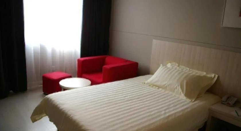 Bed in Jinjiang Inn Shanghai Songjiang University Town