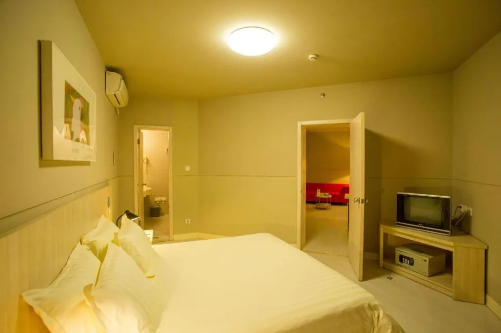 Bed in Jinjiang Inn Shanghai Songjiang University Town