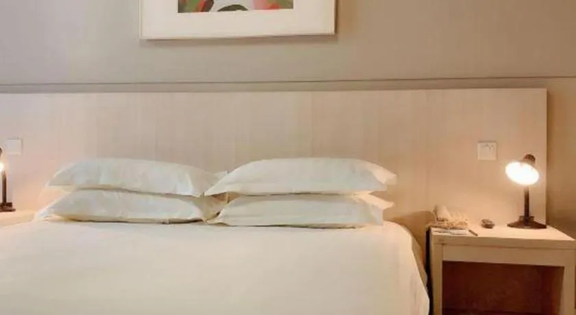 Bed in Jinjiang Inn Shanghai Songjiang University Town