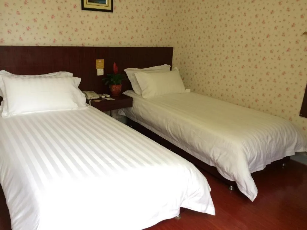 Bed in Jinjiang Inn Shanghai Songjiang University Town