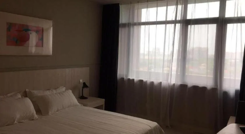 Bed in Jinjiang Inn Shanghai Songjiang University Town