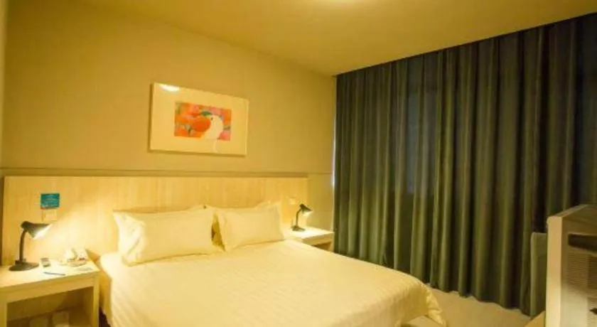 Bed in Jinjiang Inn Shanghai Songjiang University Town