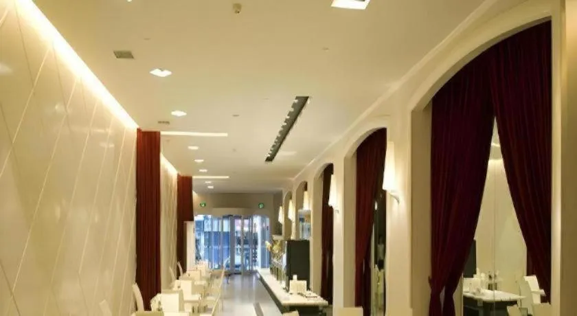 Jinjiang Inn Wuhan Hanjiang Road Metro Station Jiangtan Pedestrian Street