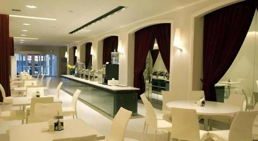 Jinjiang Inn Wuhan Hanjiang Road Metro Station Jiangtan Pedestrian Street