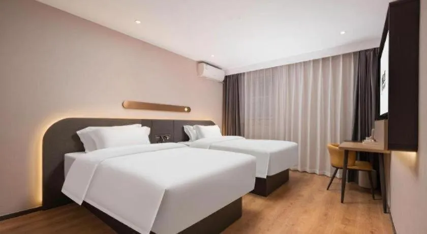 Bed in Jinjiang Inn Wuhan Hanjiang Road Metro Station Jiangtan Pedestrian Street