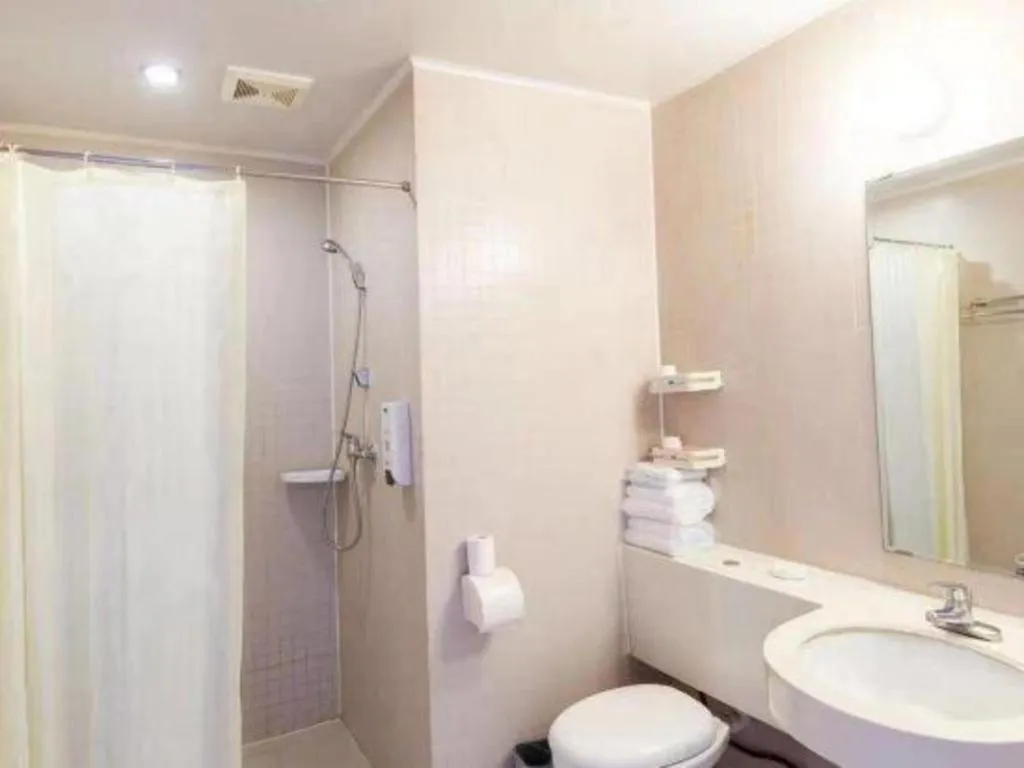 Jinjiang Inn JiNan Daminghu New Scenic Area Lishan Road