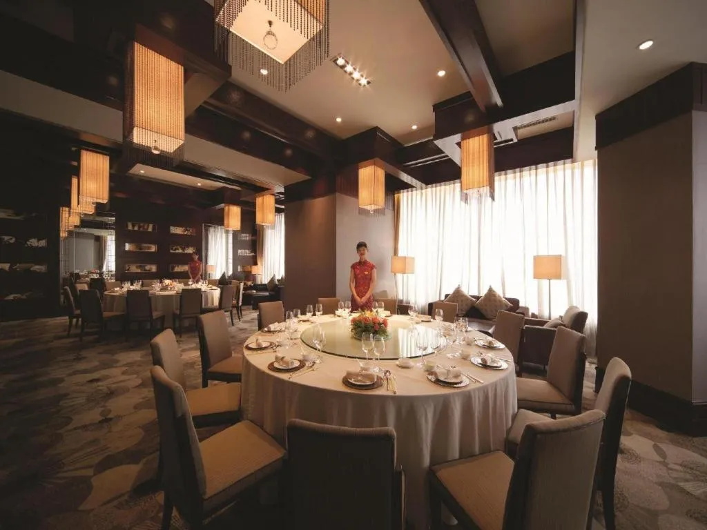 New Century Hangzhou Grand Hotel