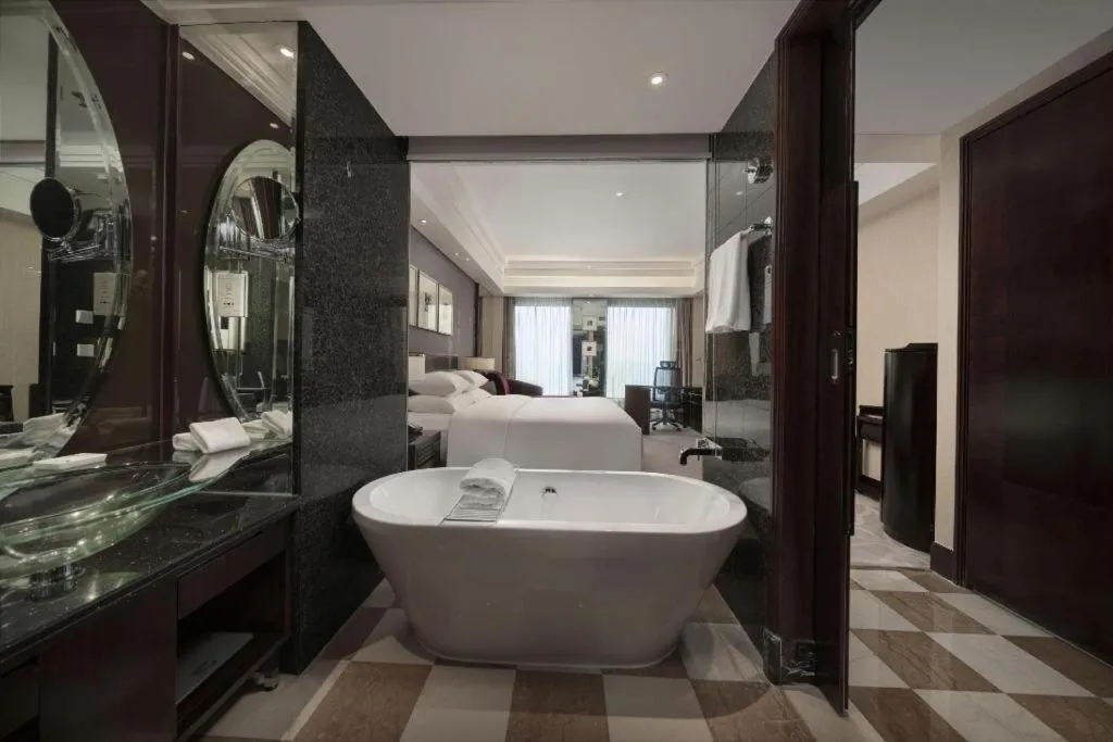 New Century Hangzhou Grand Hotel