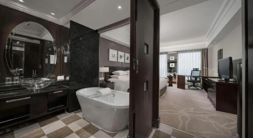 New Century Hangzhou Grand Hotel