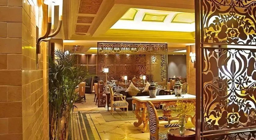 New Century Hangzhou Grand Hotel