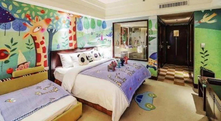 Bed in New Century Hangzhou Grand Hotel