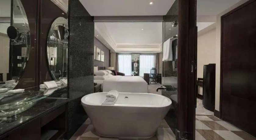 New Century Hangzhou Grand Hotel