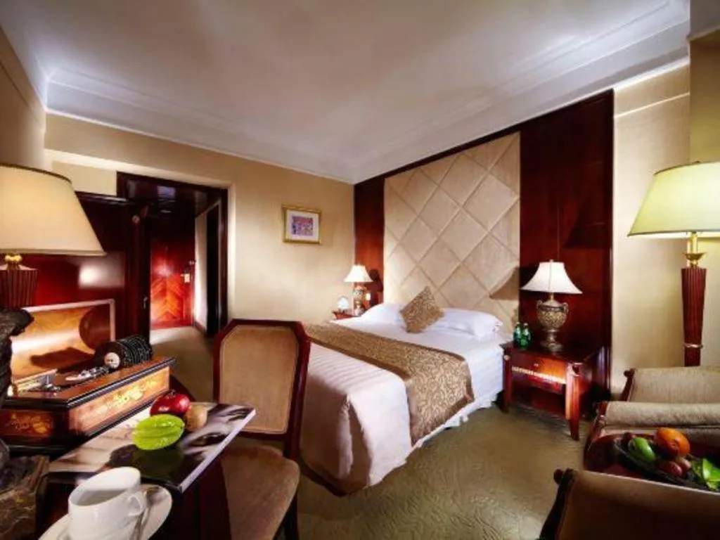 Bed in New Century Hotel Taizhou