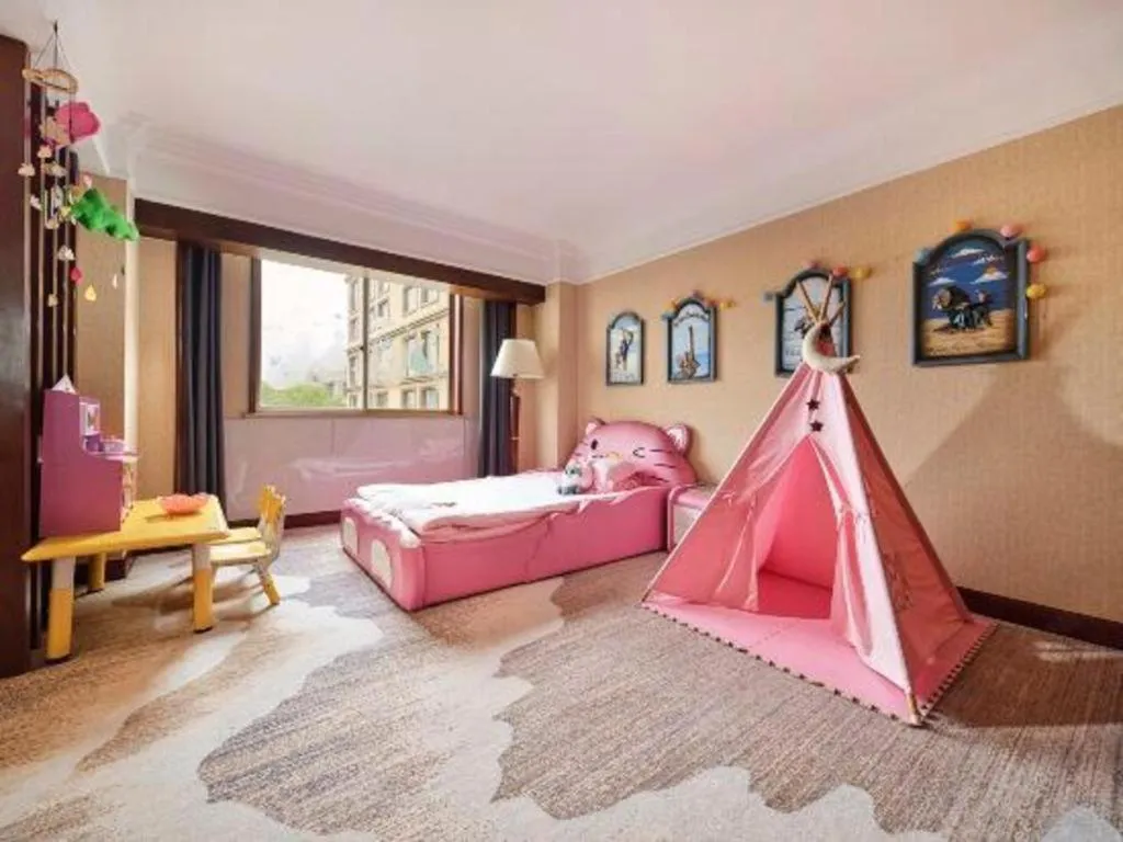 Bed in New Century Hotel Taizhou