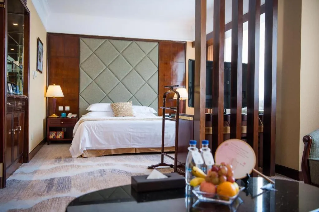 Bed in New Century Hotel Taizhou