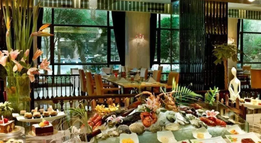 Chateau StarRiver Guangzhou Peninsula