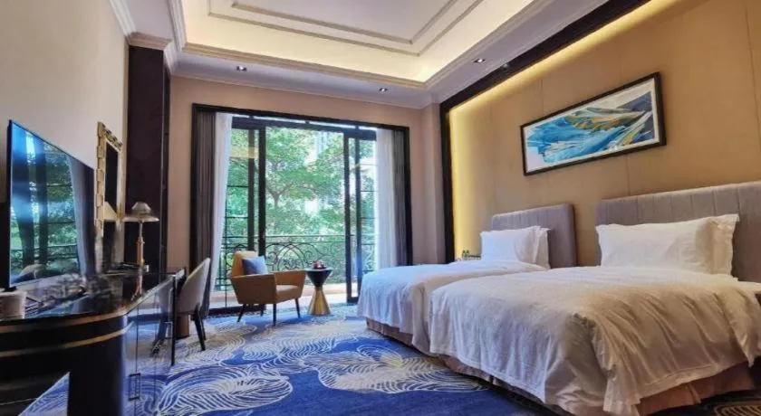 Bed in Chateau StarRiver Guangzhou Peninsula