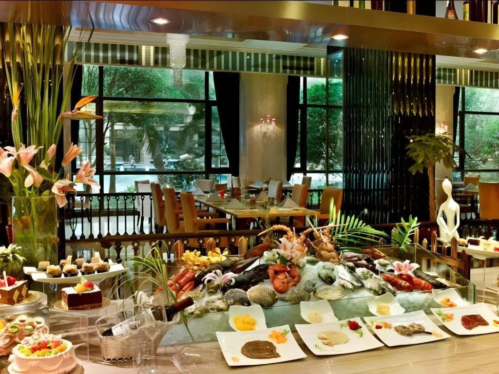 Chateau StarRiver Guangzhou Peninsula