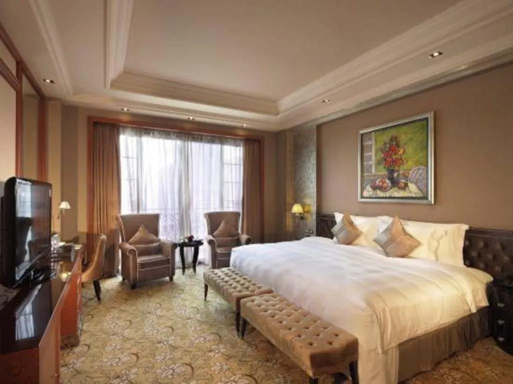 Bed in Chateau StarRiver Guangzhou Peninsula