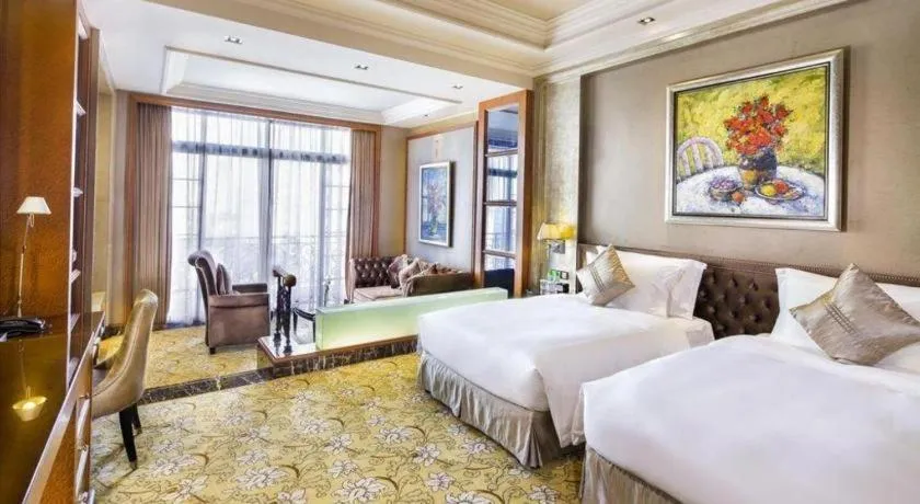 Bed in Chateau StarRiver Guangzhou Peninsula