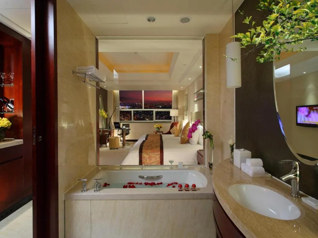 New Century Grand Changchun Hotel