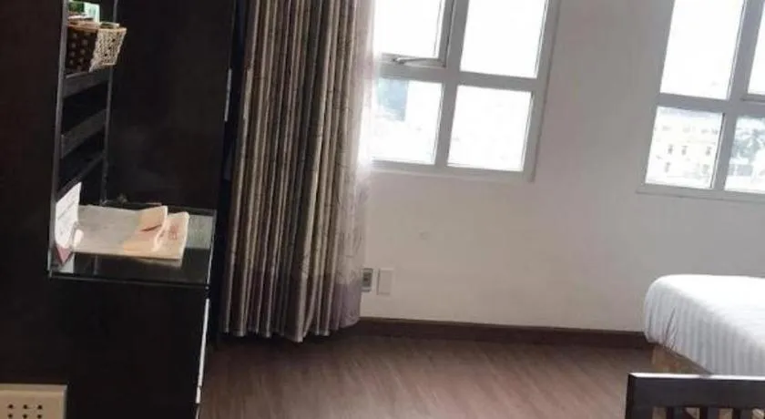 Bed in New Moon Hotel