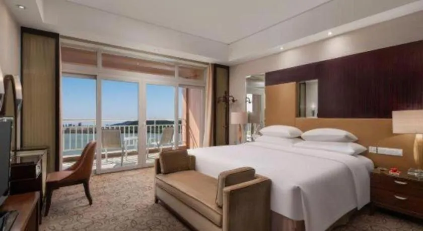 Bed in New Century Grand Hotel Xuzhou