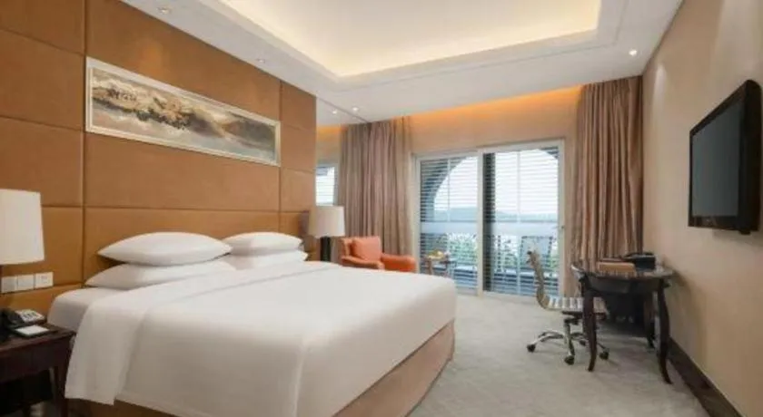 Bed in New Century Grand Hotel Xuzhou