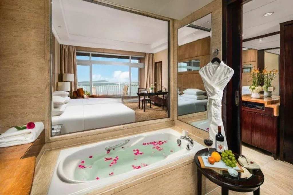 Bed in New Century Grand Hotel Xuzhou