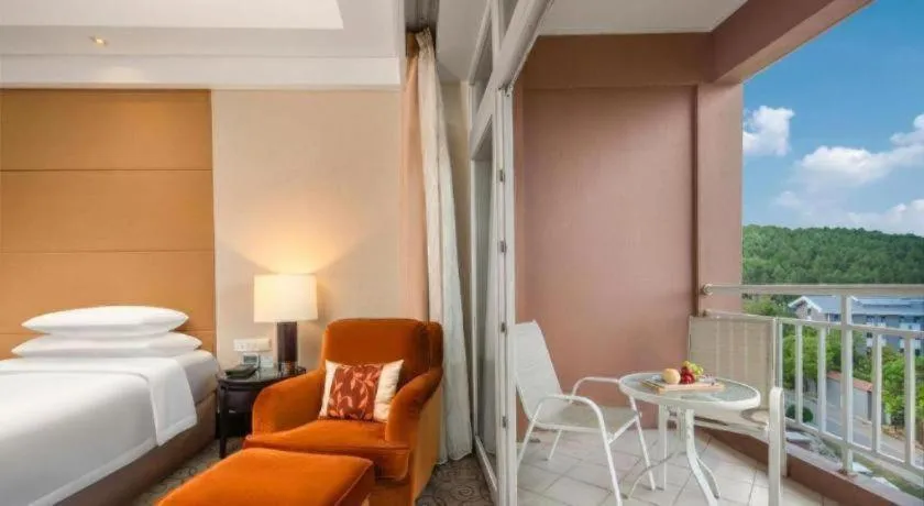 Bed in New Century Grand Hotel Xuzhou