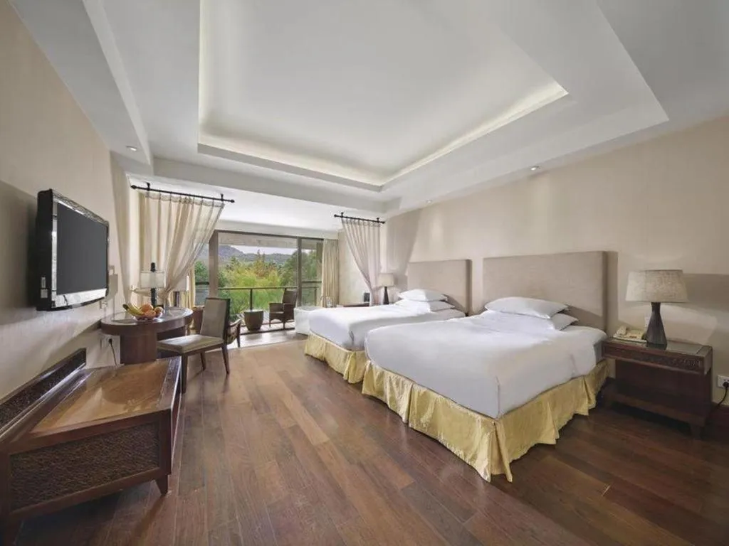 Bed in New Century Resort Jiulong Lake Ningbo