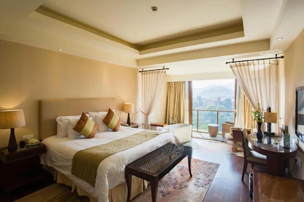 Bed in New Century Resort Jiulong Lake Ningbo