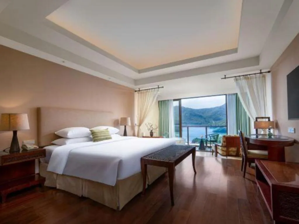 Bed in New Century Resort Jiulong Lake Ningbo