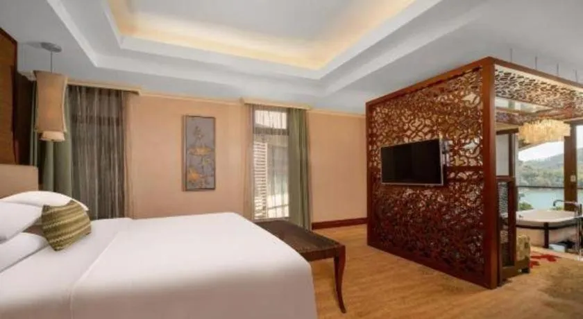 Bed in New Century Resort Jiulong Lake Ningbo