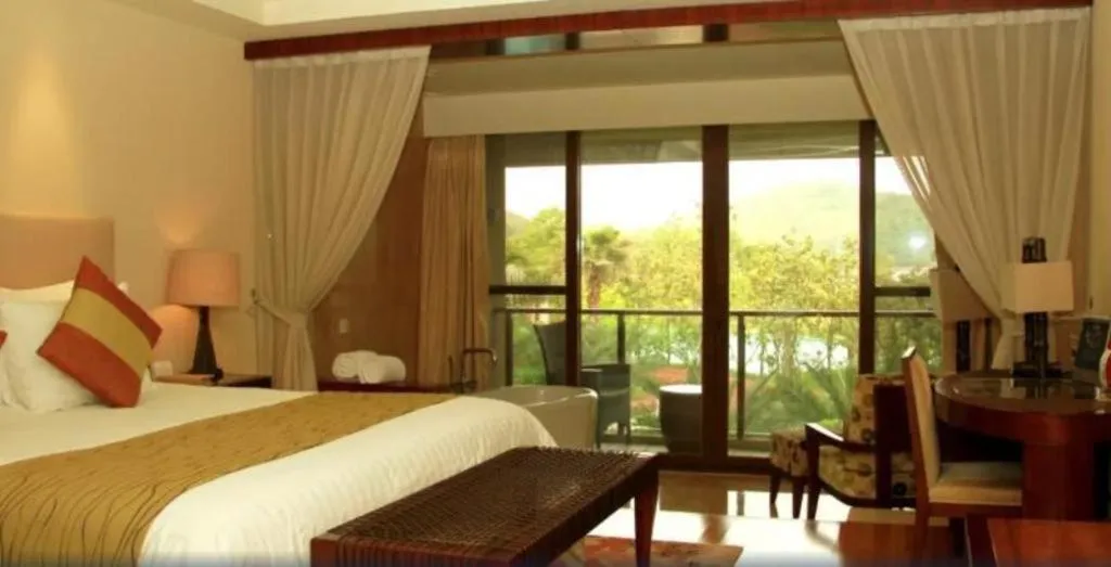 Bed in New Century Resort Jiulong Lake Ningbo