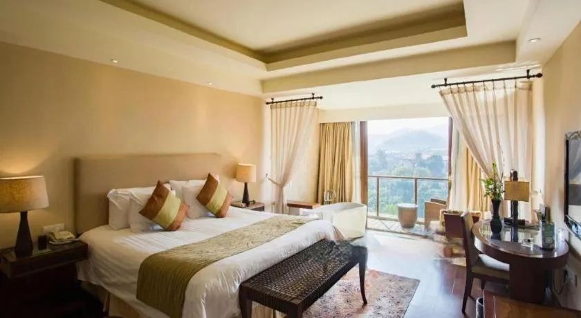 Bed in New Century Resort Jiulong Lake Ningbo